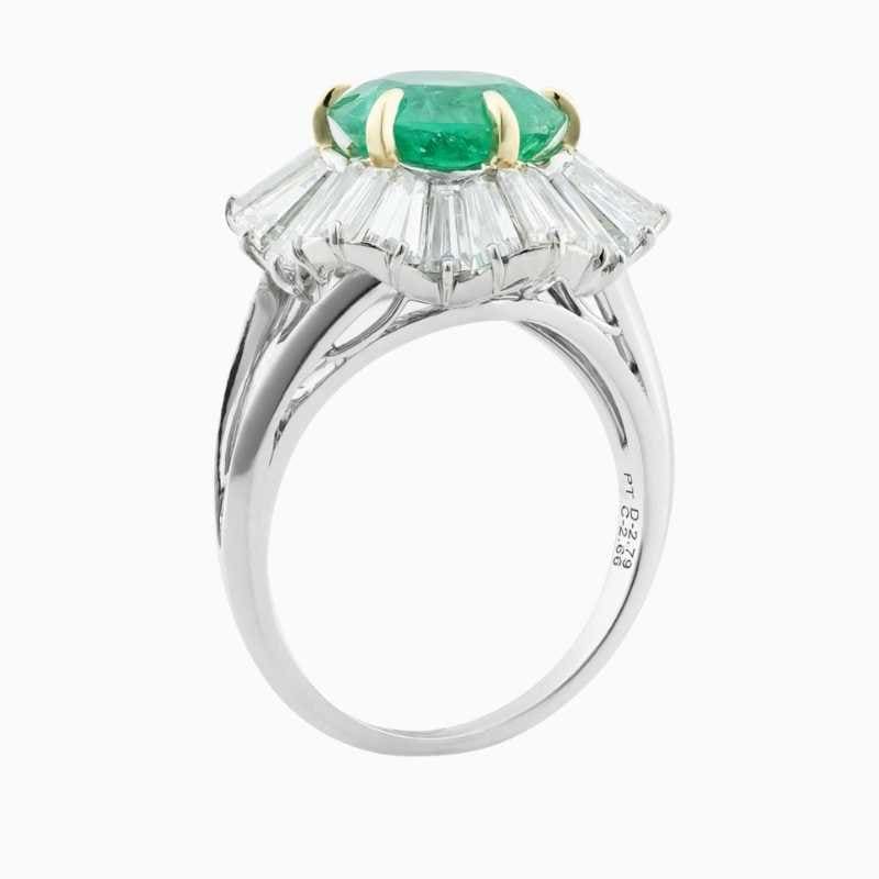 Colombian Emerald Diamond Platinum Ring - Image 2