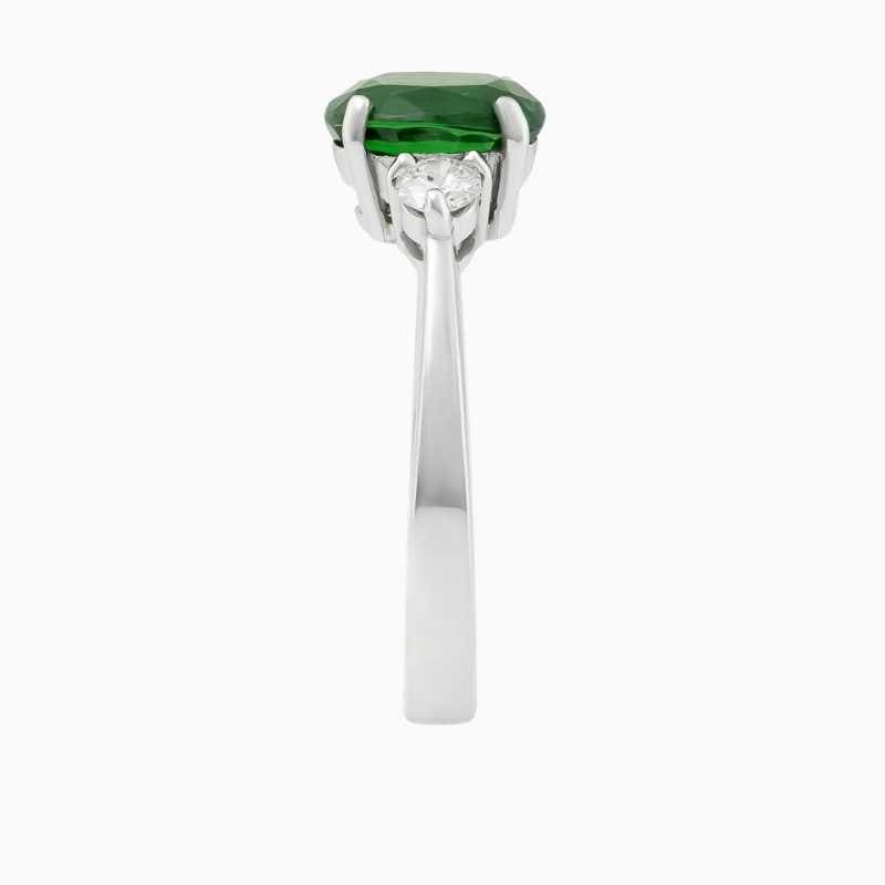 Oval Tsavorite Diamond White Gold Ring - Image 3