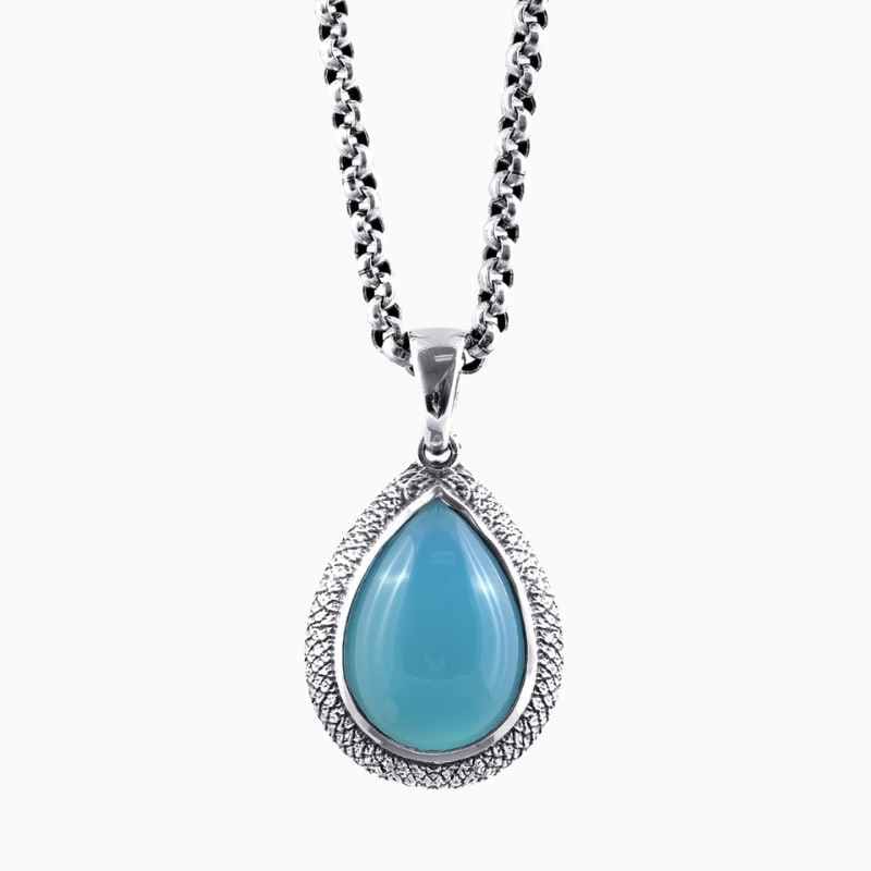 Natural agate pendant in Silver
