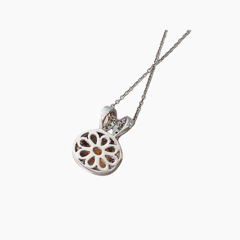 Natural Mandarin Garnet 0.83 carats set