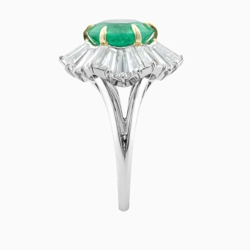 Colombian Emerald Diamond Platinum Ring - Image 3