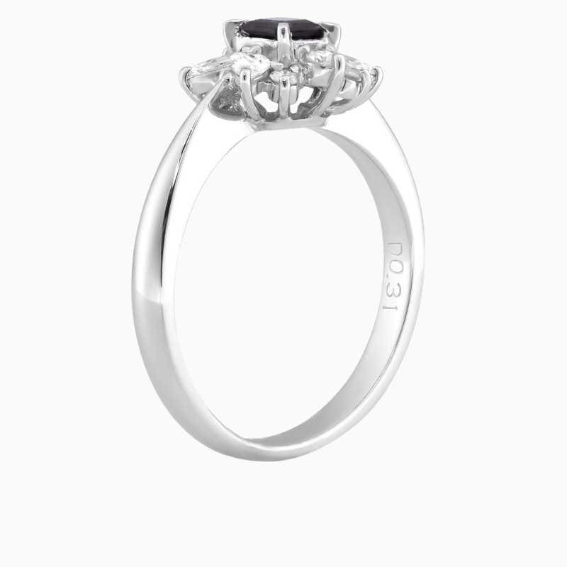 natural Alexandrite ring in Platinum with premium gemstone