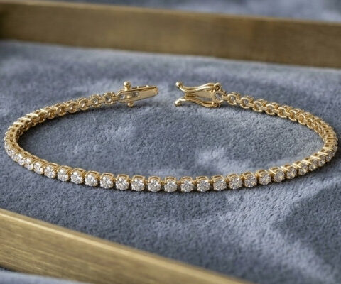 3 Prong Lab Grown Diamond Bracelet with lab grown diamonds in 14k solid gold