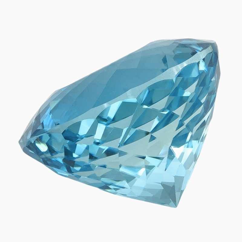aquamarine gemstone