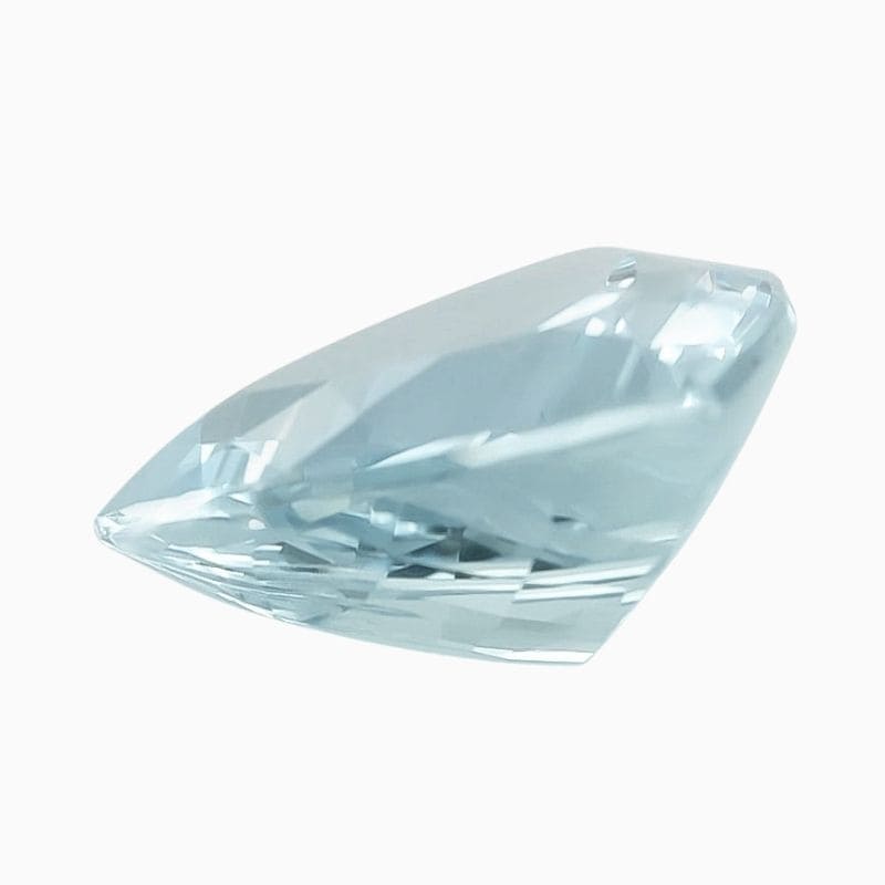 aquamarine gemstone