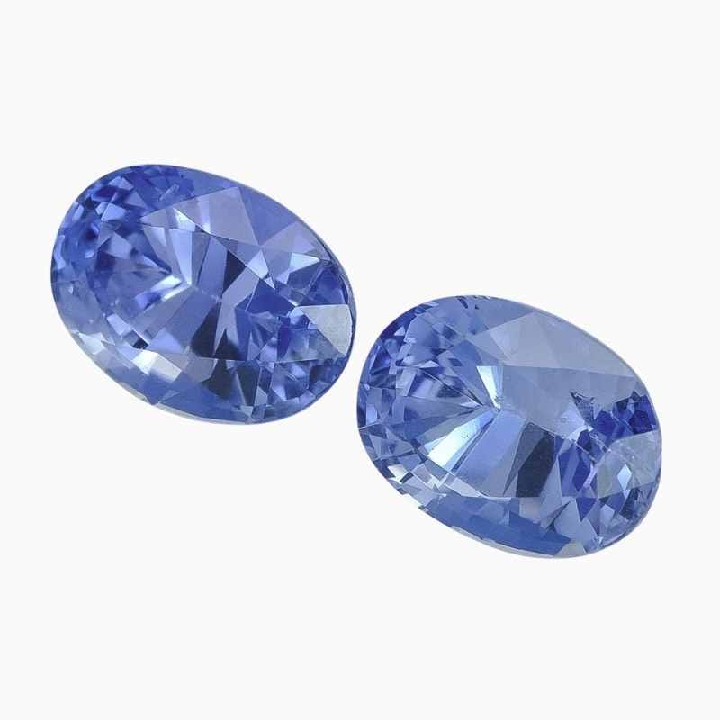 blue sapphire gemstone