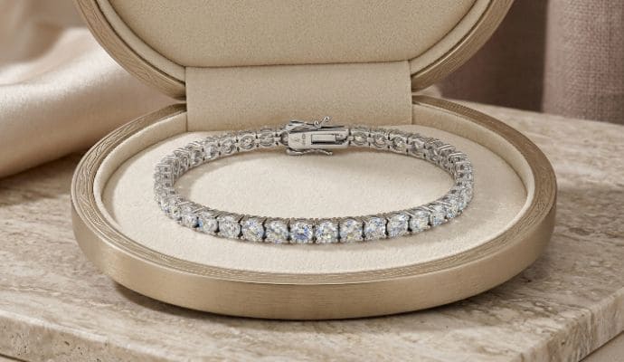 Exquisite 4 Prong Bracelet