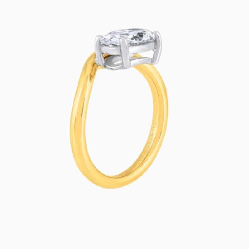 diamond oval ring golden
