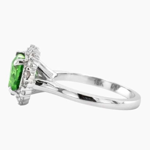 18k white gold ring