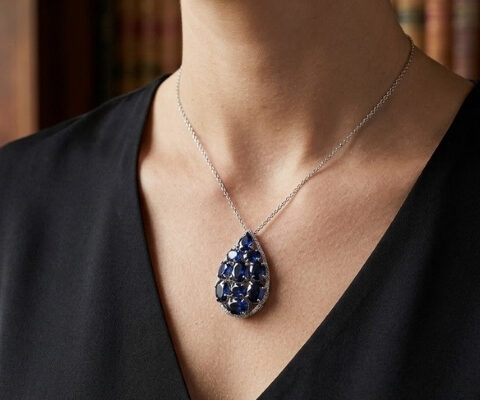 Majestic Blue Sapphire Diamond Pendant