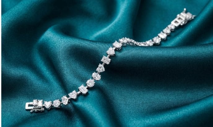 Multi-shape natural diamond tennis bracelet in white gold