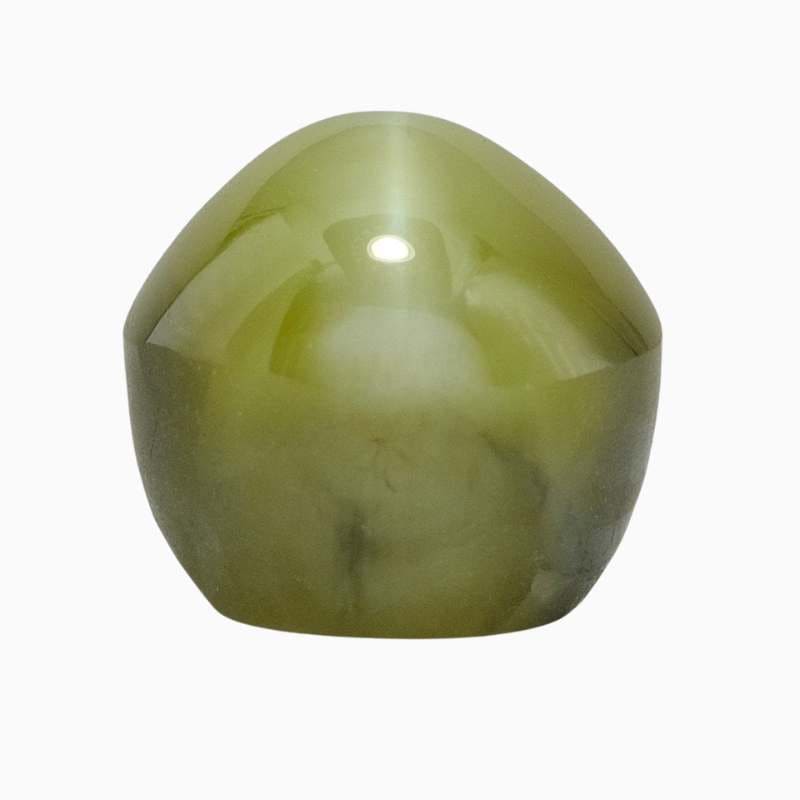 natural cat's eye chrysoberyl gemstone