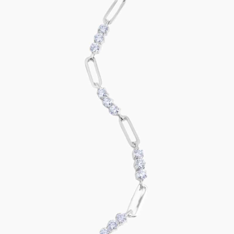 exquisite 4 prong lab grown diamond tennis bracelet