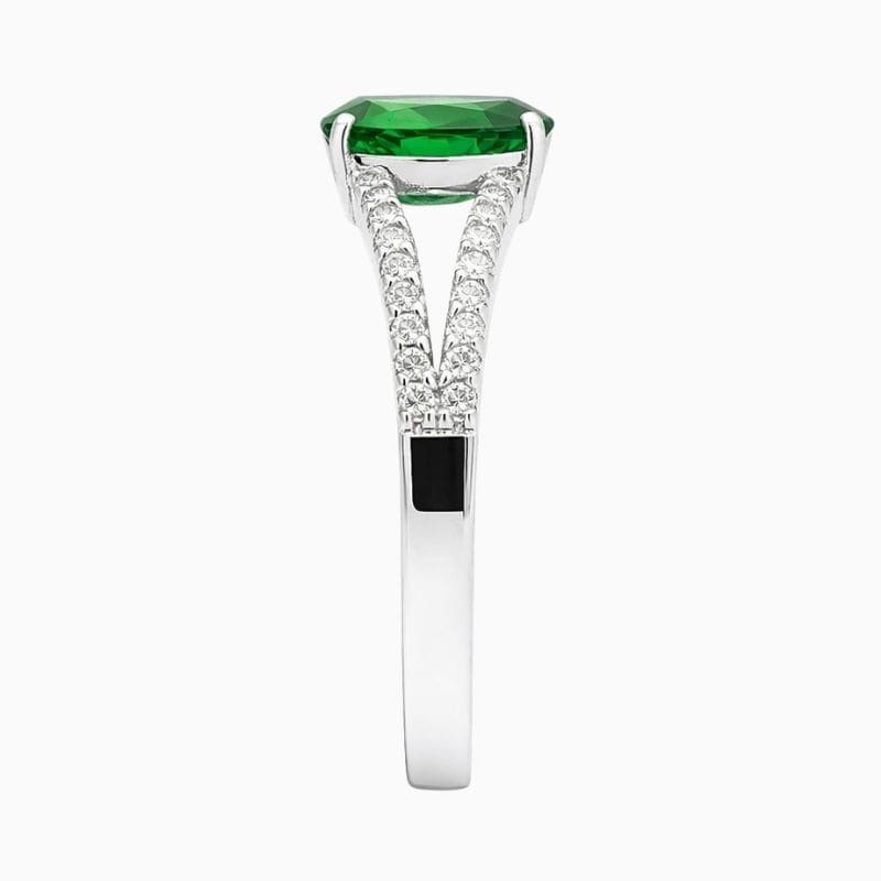 Natural Tsavorite pear ring