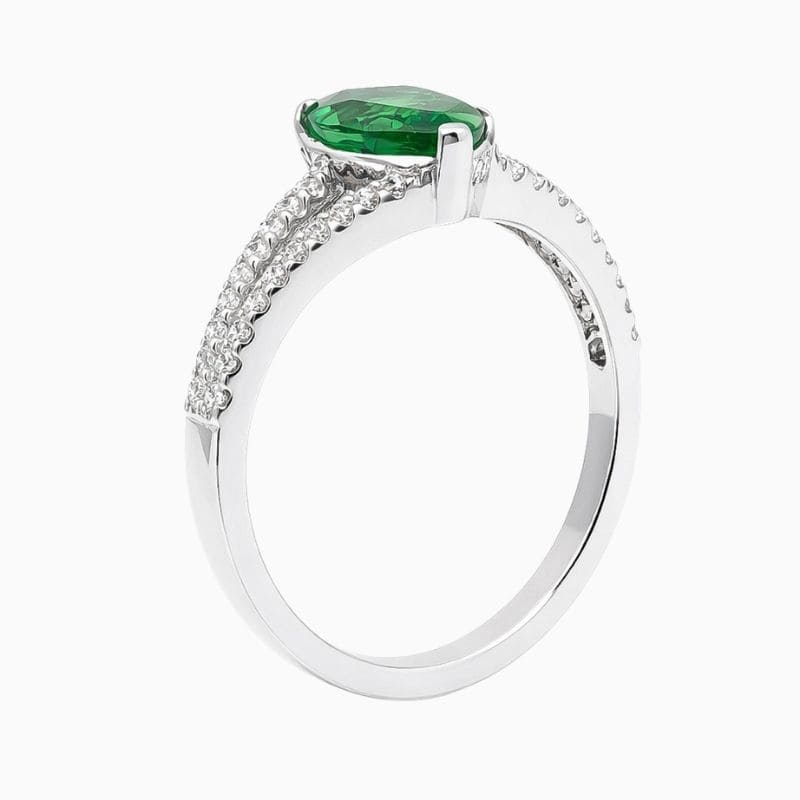 Pear Tsavorite Diamond Ring - Image 5