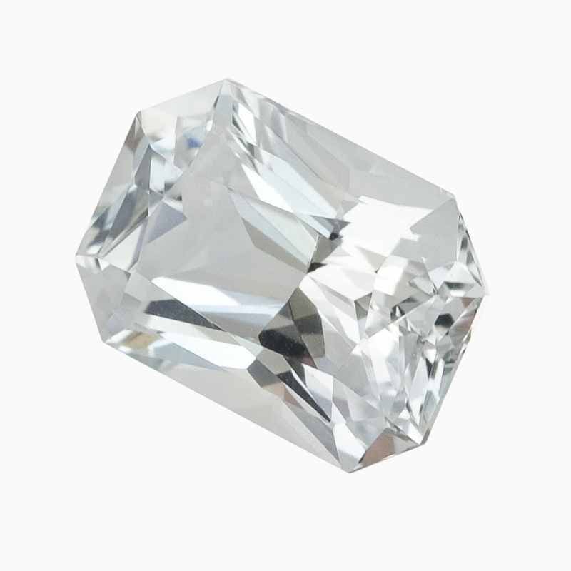 white sapphire gemstone