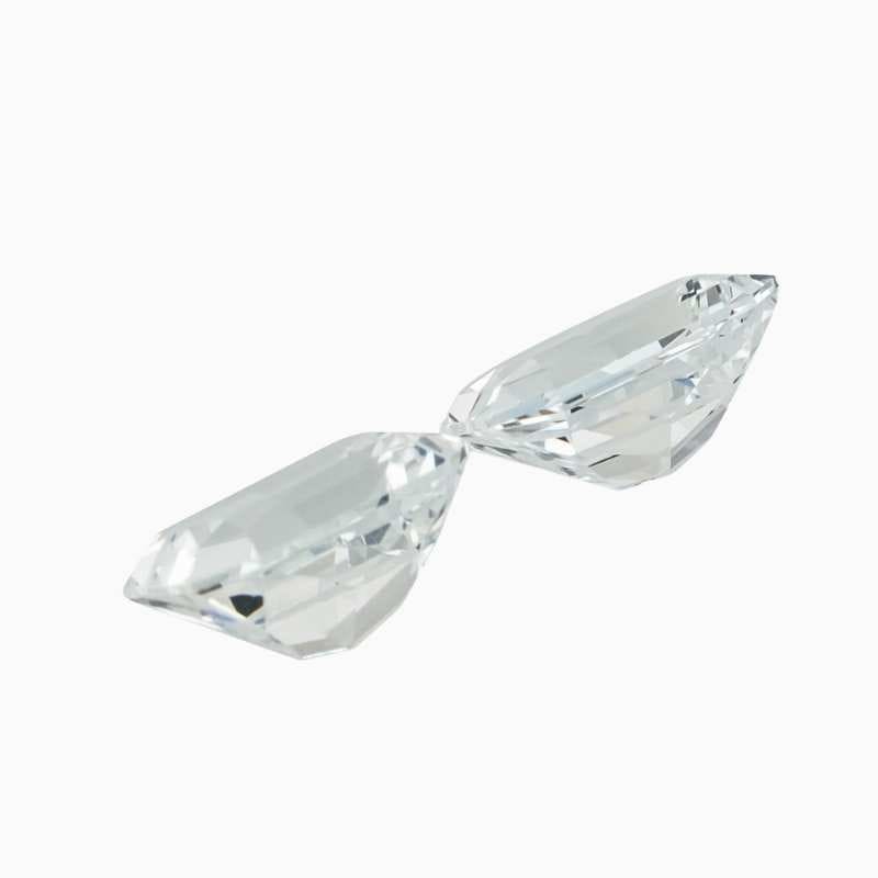 white sapphire gemstone