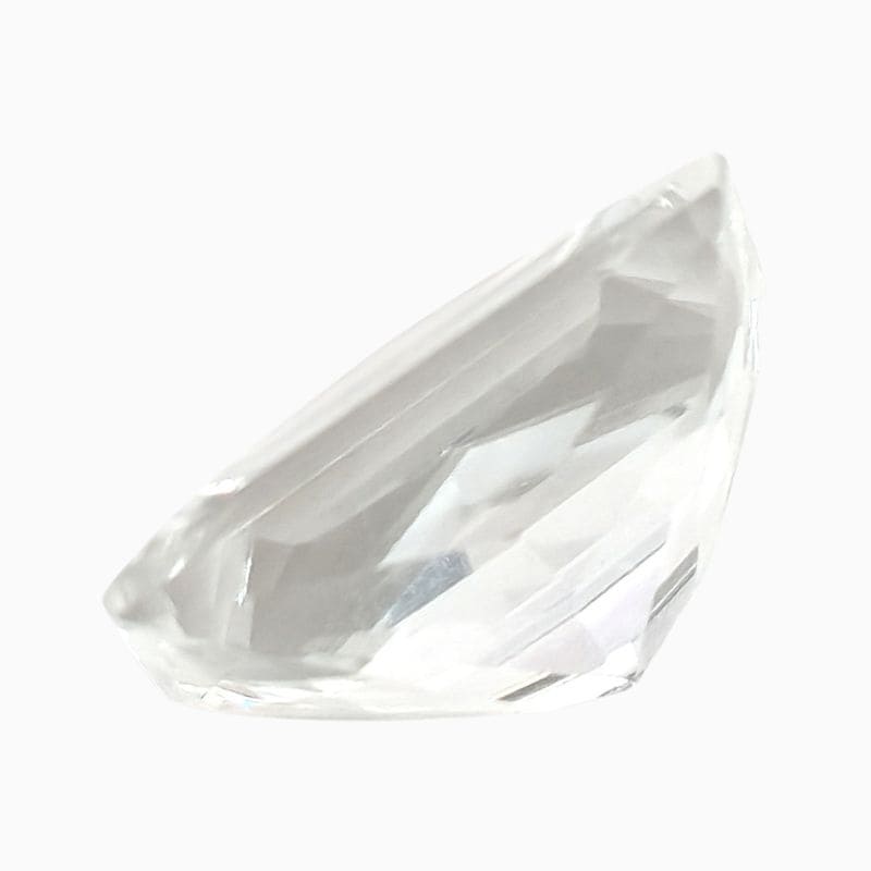 white sapphire gemstone