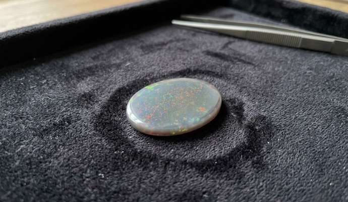 Australian Crystal Opal 1.77 carats - Image 3