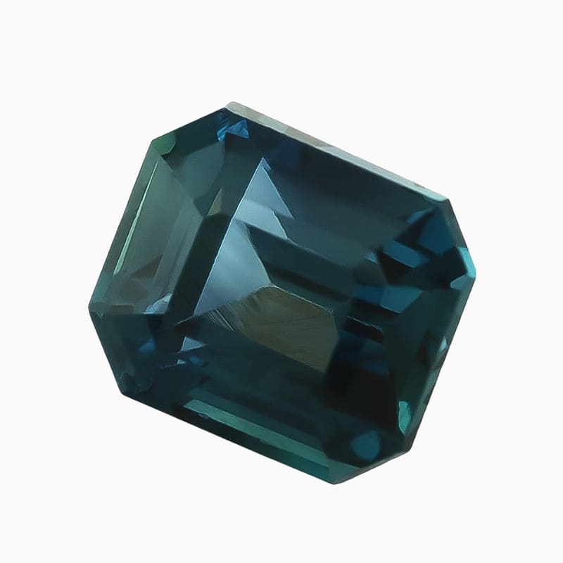 green-blue sapphire gemstone