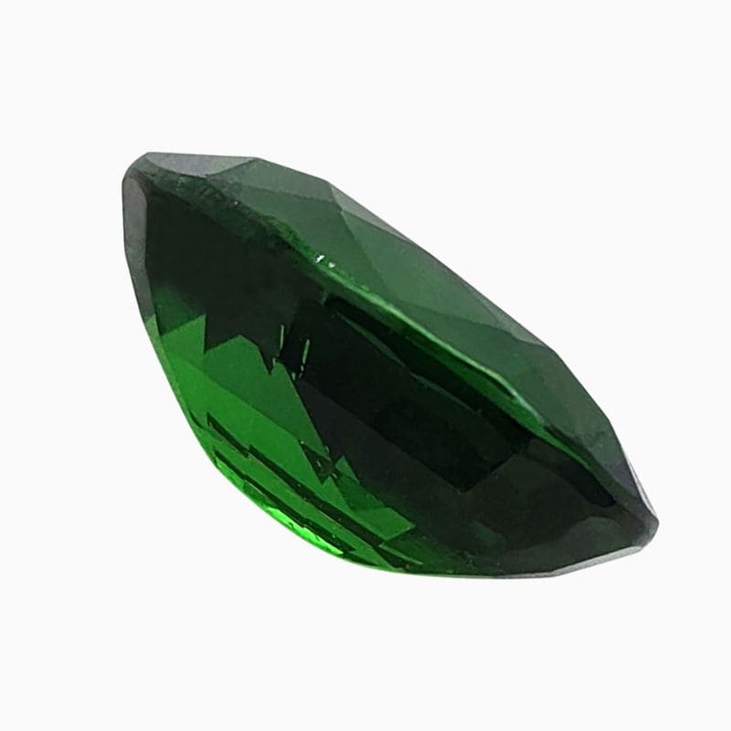 green oval tsavorite gemstone