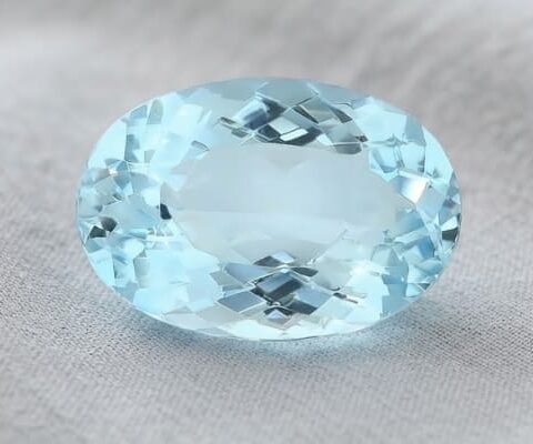 Classic Light Blue Aquamarine oval cut gemstone