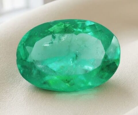 Colombian Oval GIA Emerald Gemstone