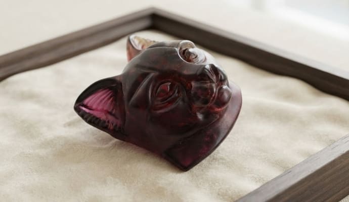 1. Natural bi-color tourmaline cat carving with polished red and pink color zoning