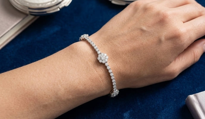 Bracelet with Flower Clusters