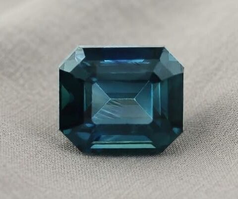 Green-Blue Sapphire