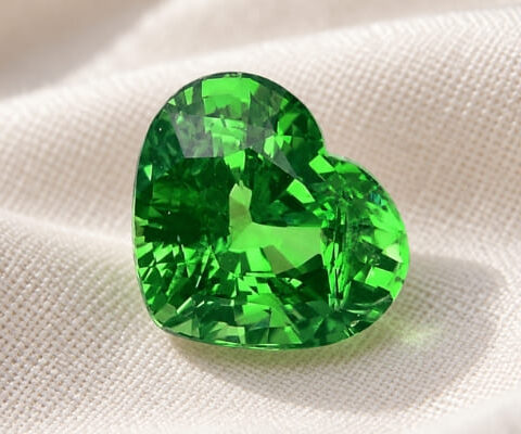 Heart GIA-Certified Green Tsavorite