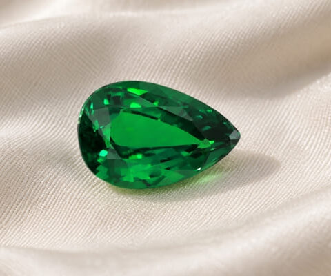 Pear GIA-Certified Green Tsavorite