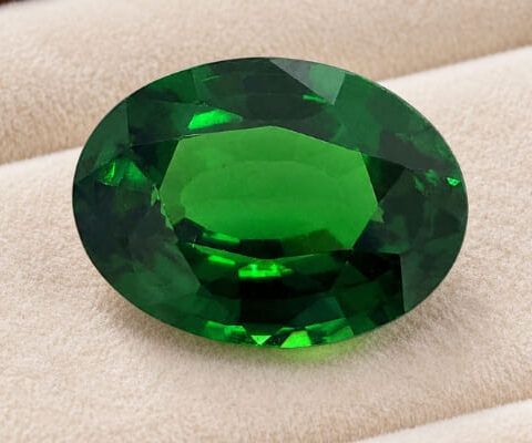 Oval Brilliant Green Tsavorite