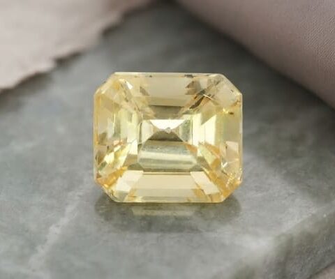 Yellow Sapphire Gemstone