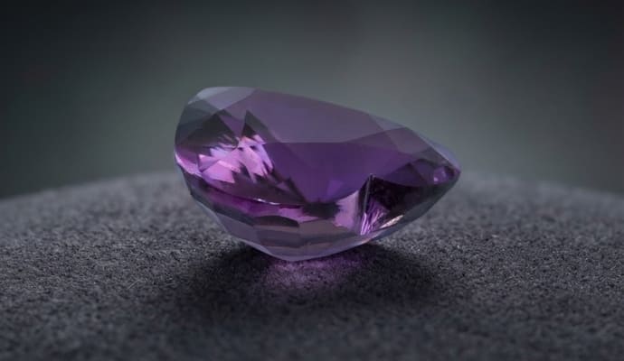 Sapphire Luxury With Fine Jewelry Appeal